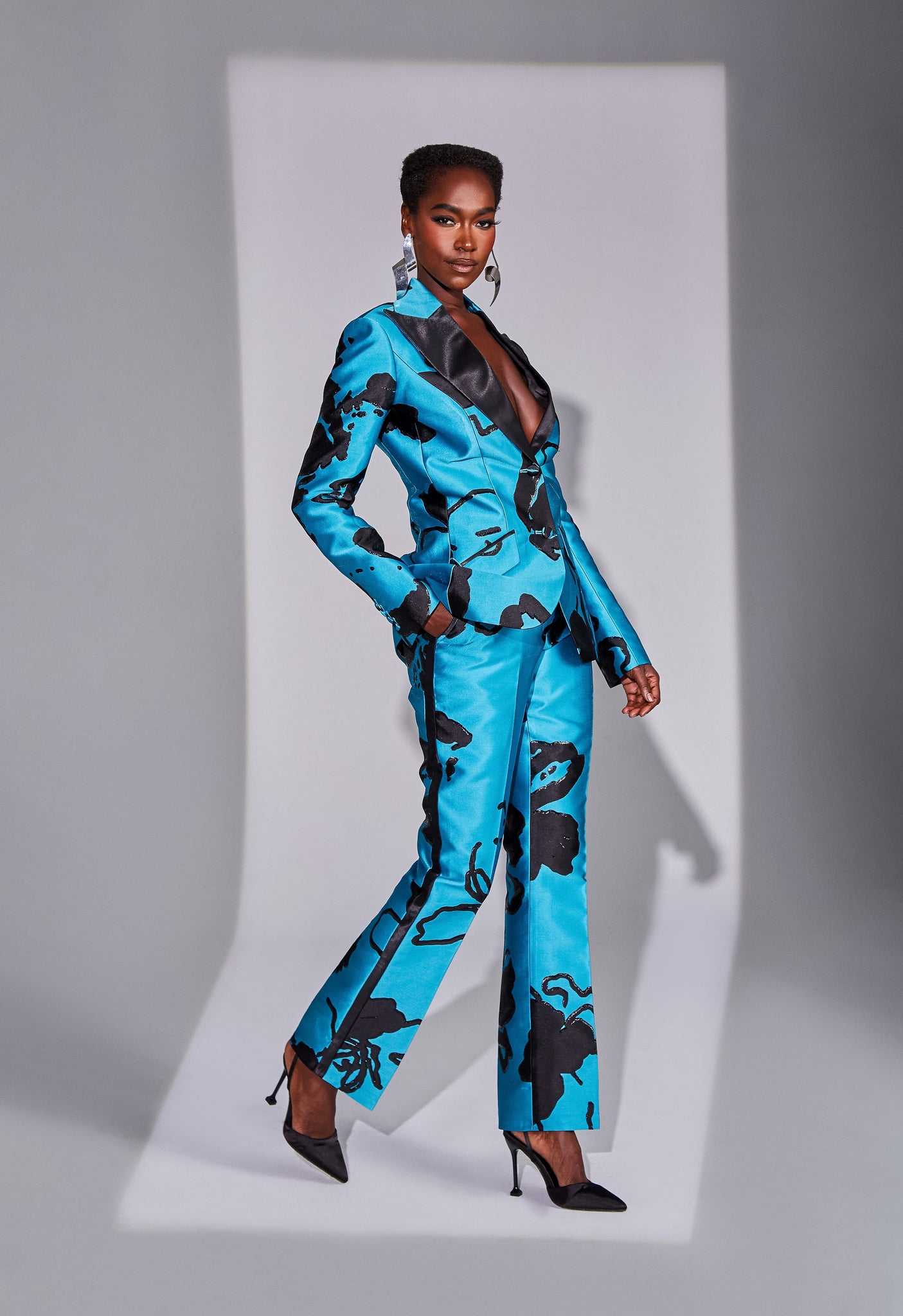 Cerulean Floral Tuxedo