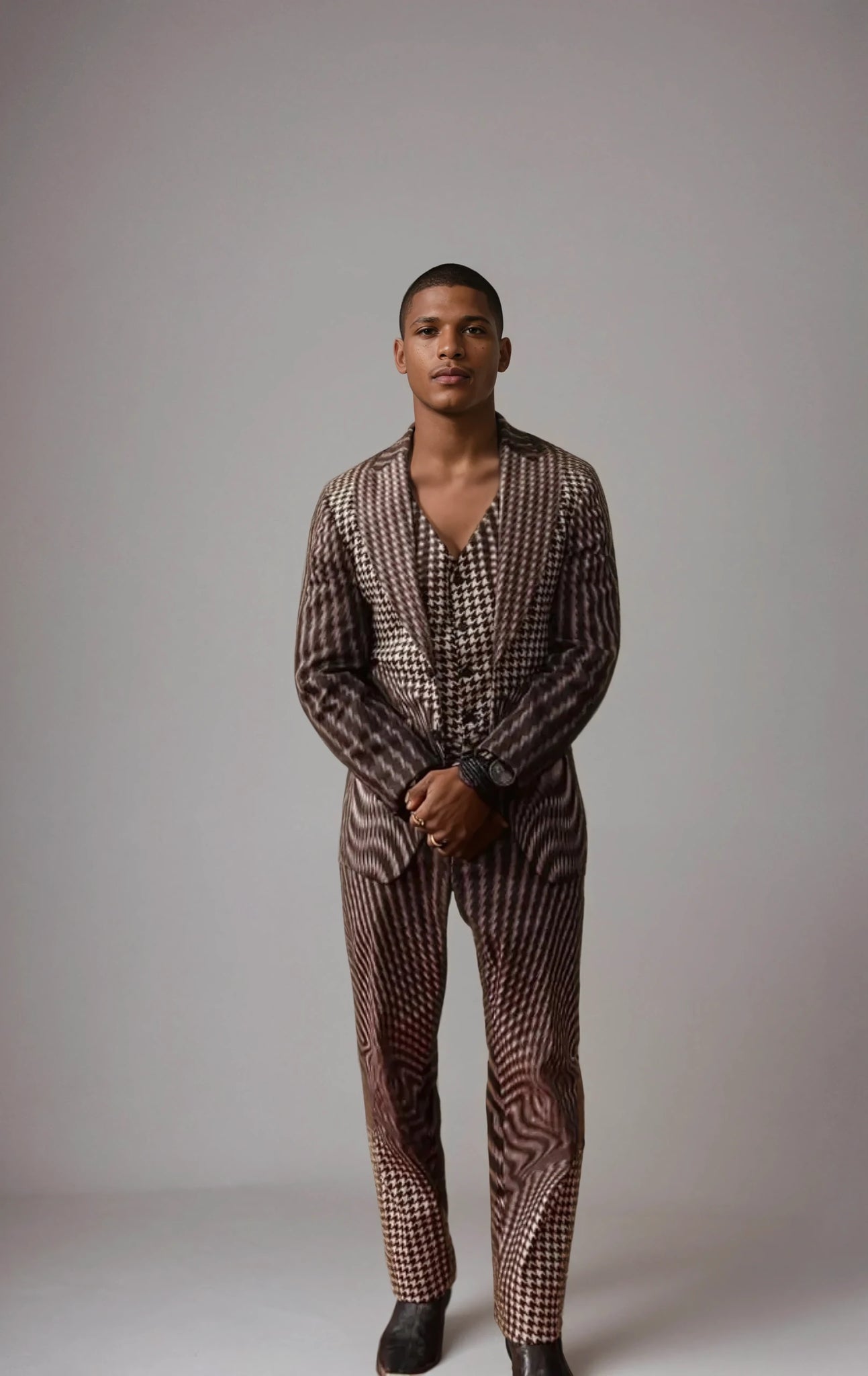 Dizzy Houndstooth Suit